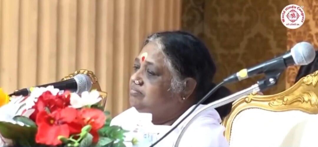 World Hindu Congress 2023 Concludes in Bangkok with Blessings from Mata Amritanandmayi Devi