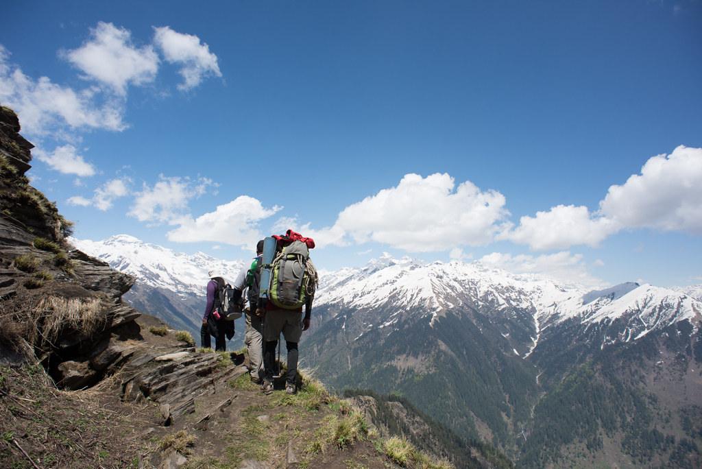 Winter Trekking in Manali: Conquering the Snow-Covered Trails